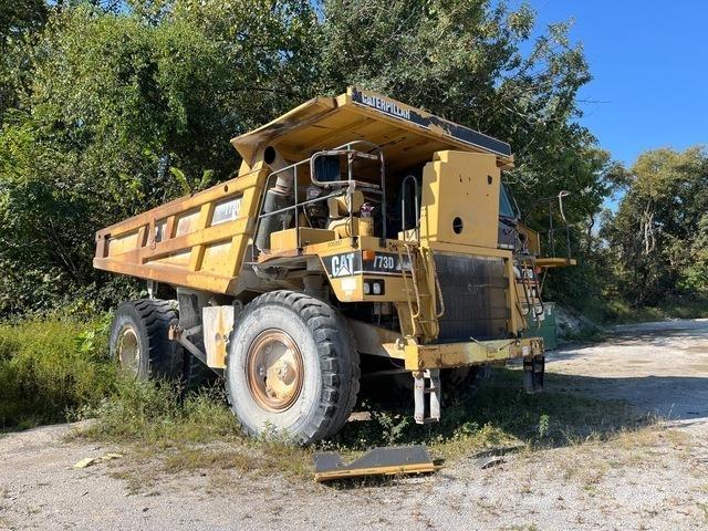 CAT 773D ساحبات مفصلية