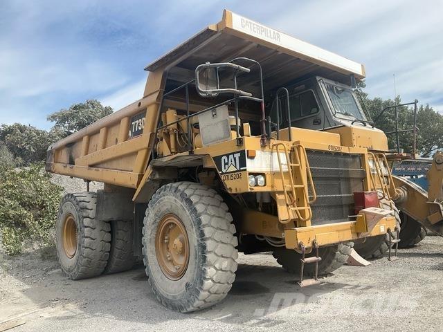 CAT 773D ساحبات مفصلية