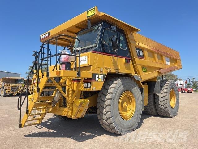 CAT 773D ساحبات مفصلية