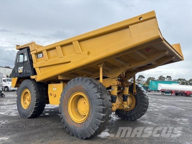 CAT 773E ساحبات مفصلية