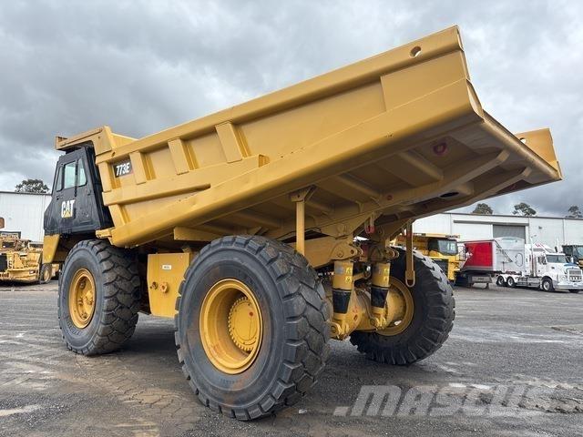 CAT 773E ساحبات مفصلية