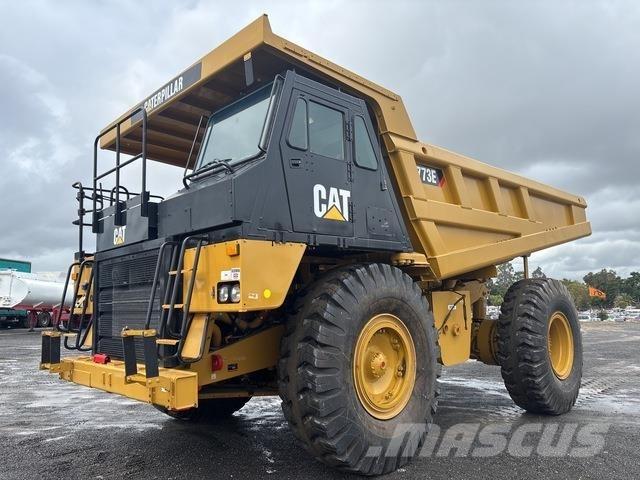 CAT 773E ساحبات مفصلية