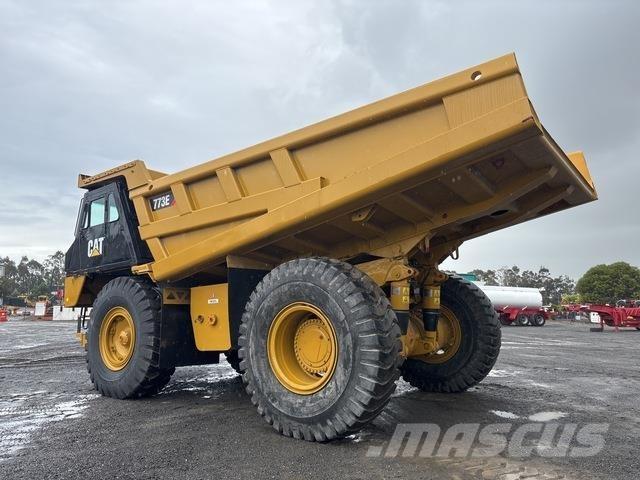 CAT 773E ساحبات مفصلية