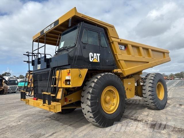 CAT 773E ساحبات مفصلية