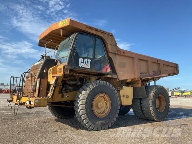 CAT 773F ساحبات مفصلية