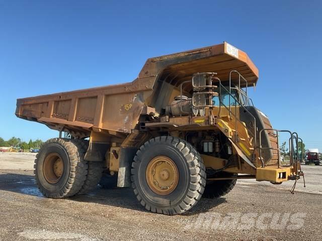 CAT 773F ساحبات مفصلية