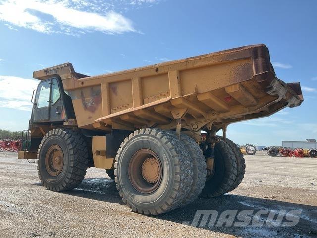 CAT 773F ساحبات مفصلية