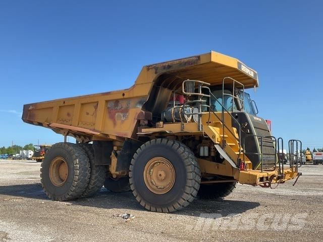 CAT 773F ساحبات مفصلية