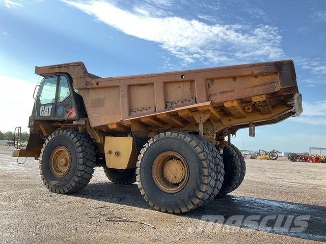 CAT 773F ساحبات مفصلية
