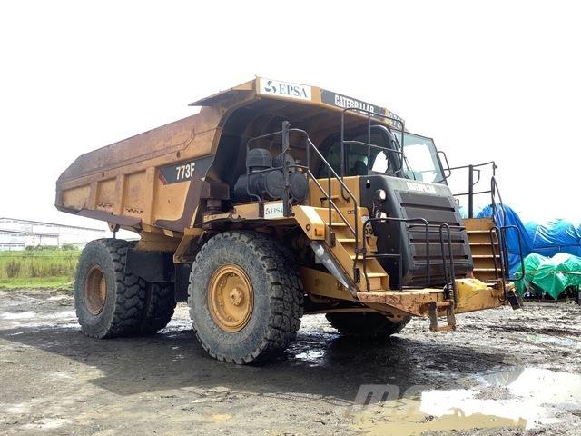 CAT 773F ساحبات مفصلية