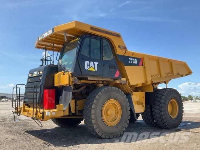 CAT 773G ساحبات مفصلية