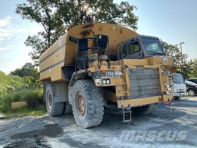 CAT 775D ساحبات مفصلية