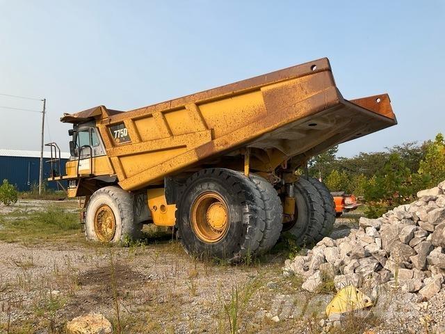 CAT 775D ساحبات مفصلية