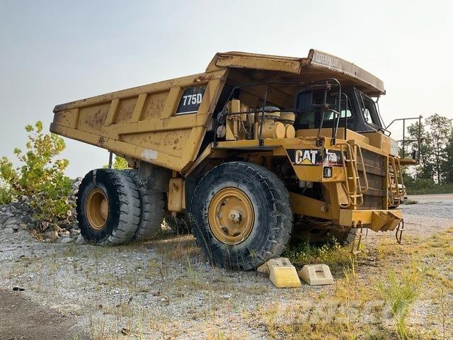 CAT 775D ساحبات مفصلية