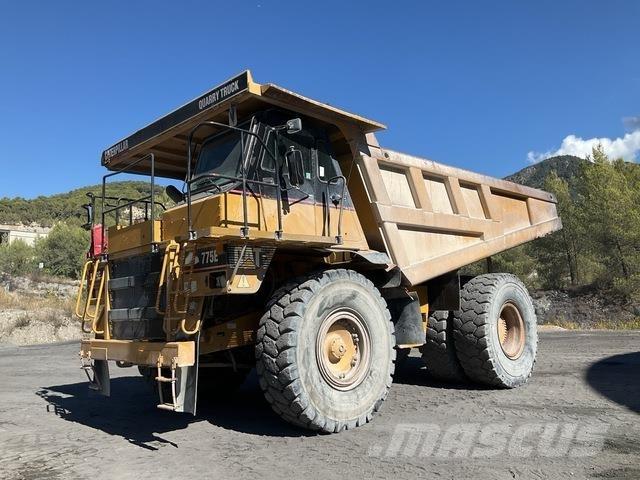 CAT 775E ساحبات مفصلية