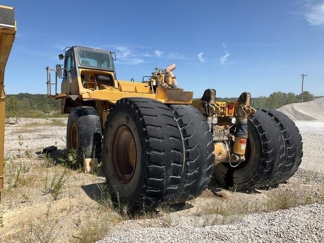 CAT 775E ساحبات مفصلية