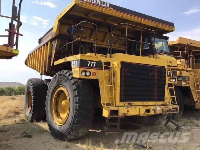 CAT 777 ساحبات مفصلية