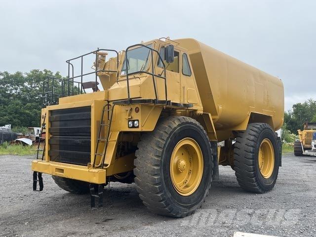 CAT 777B صهاريج مياه