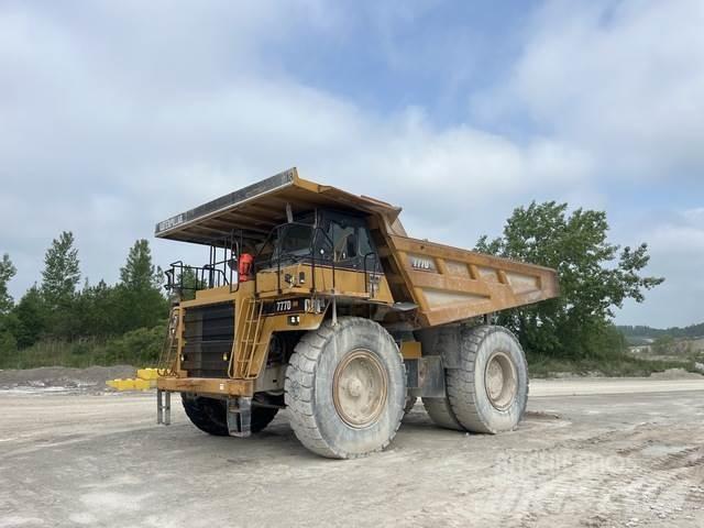 CAT 777D ساحبات مفصلية
