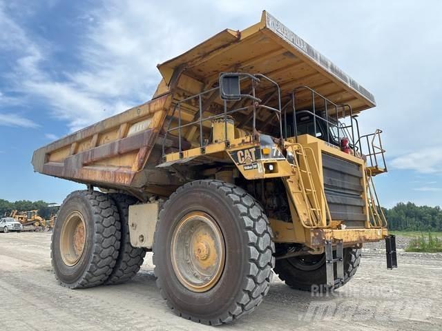 CAT 777D ساحبات مفصلية