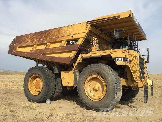CAT 777D ساحبات مفصلية