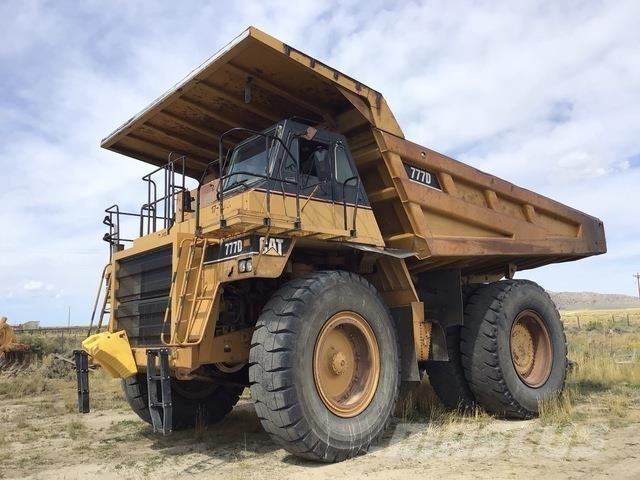 CAT 777D ساحبات مفصلية