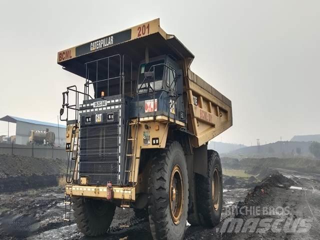 CAT 777E ساحبات مفصلية