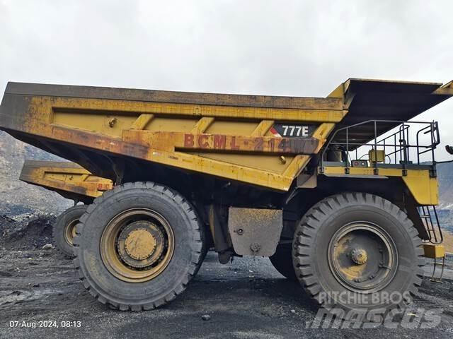 CAT 777E ساحبات مفصلية