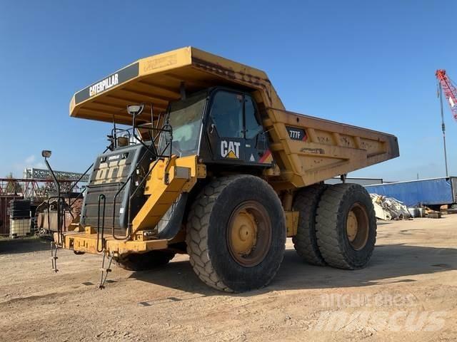 CAT 777F ساحبات مفصلية