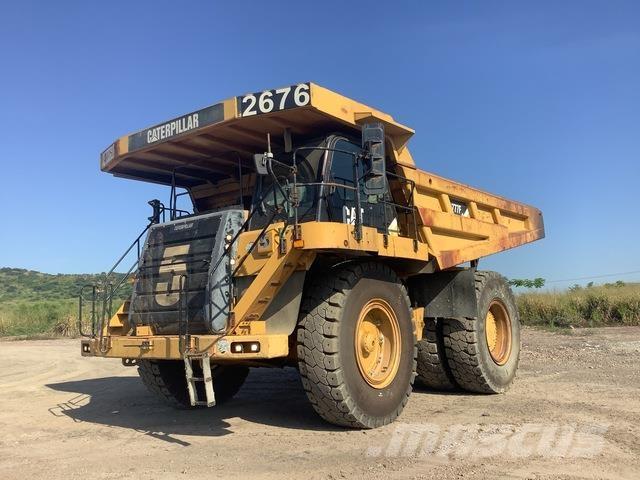 CAT 777F ساحبات مفصلية