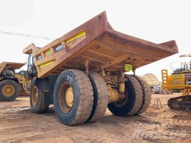CAT 777G ساحبات مفصلية