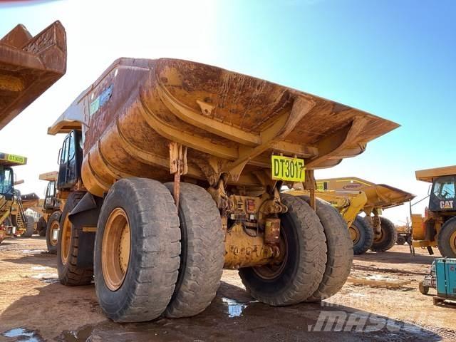 CAT 777G ساحبات مفصلية