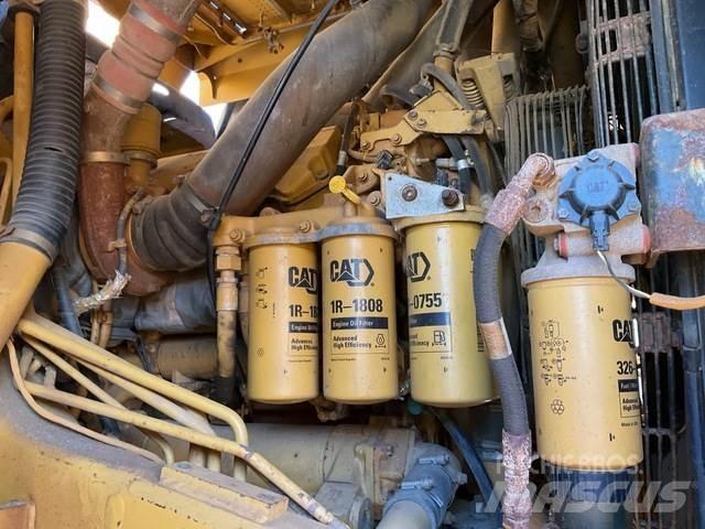 CAT 777G ساحبات مفصلية