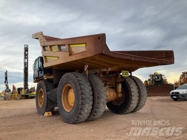 CAT 777G ساحبات مفصلية