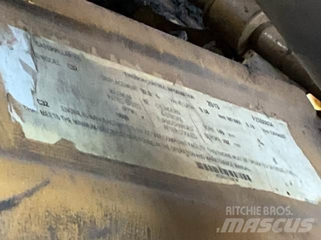 CAT 777G ساحبات مفصلية
