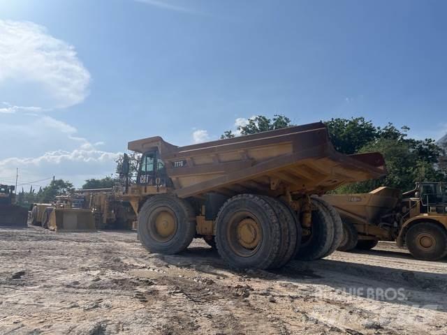 CAT 777G ساحبات مفصلية