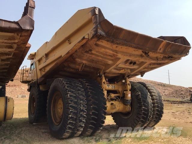 CAT 785 ساحبات مفصلية