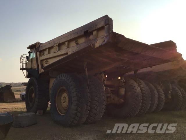 CAT 785 ساحبات مفصلية