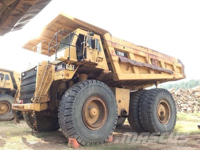 CAT 785B ساحبات مفصلية