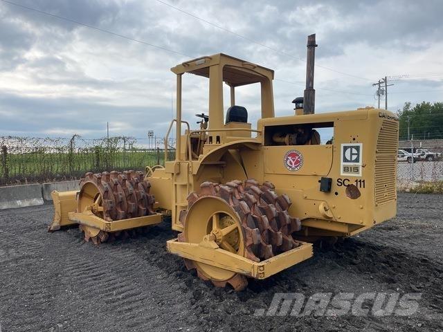 CAT 815 ضاغطات التربة
