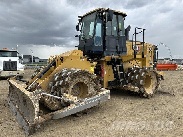 CAT 815 ضاغطات التربة