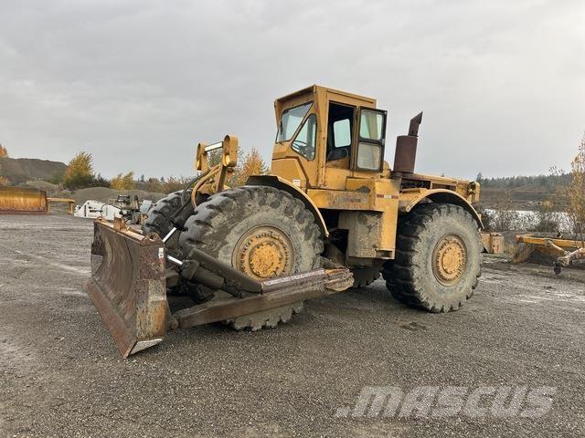 CAT 824B بلدوزرات بعجلات