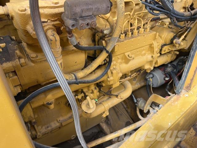 CAT 825C ضاغطات التربة