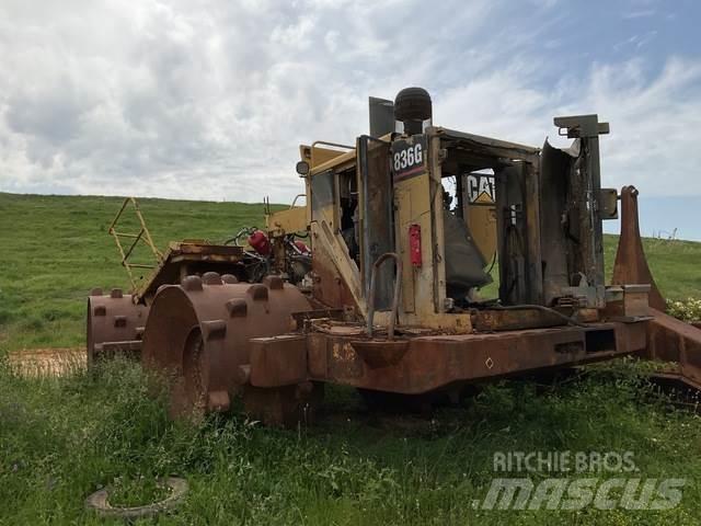 CAT 826G ضاغطات التربة
