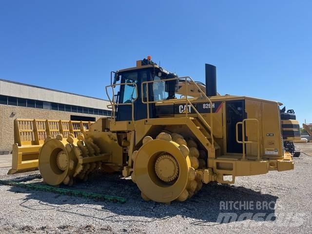 CAT 826H ضاغطات التربة