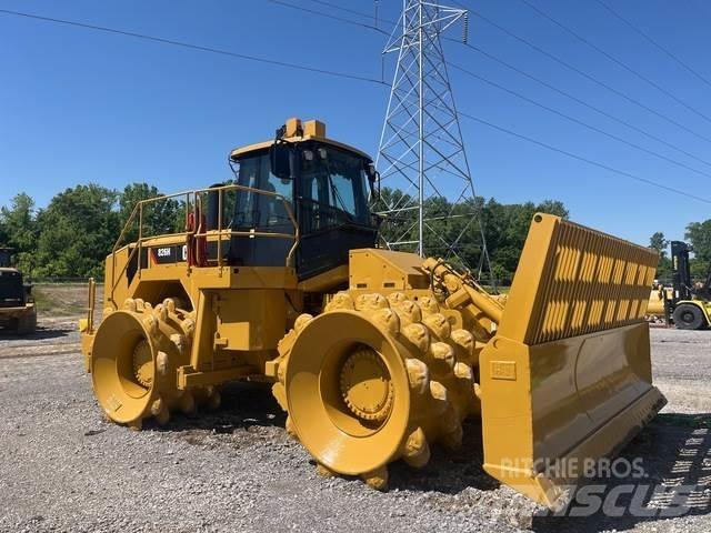 CAT 826H ضاغطات التربة