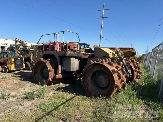 CAT 826H ضاغطات التربة