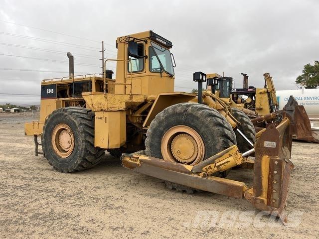 CAT 834B بلدوزرات بعجلات