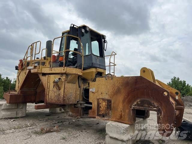 CAT 836G ضاغطات التربة