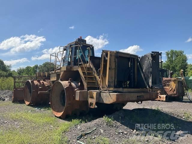 CAT 836G ضاغطات التربة